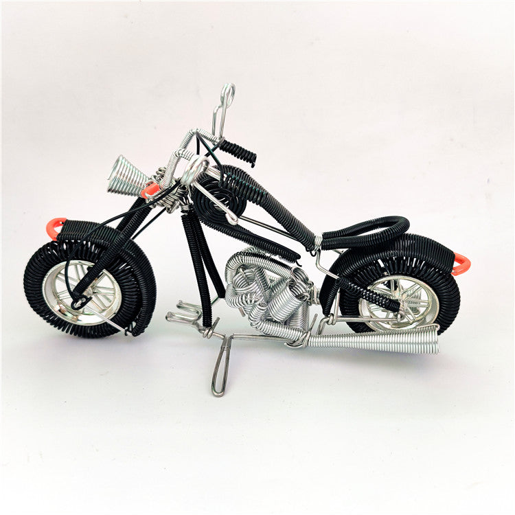 Artisan-Crafted Wire Motorcycle Model – Eye-Catching Metal Sculpture"