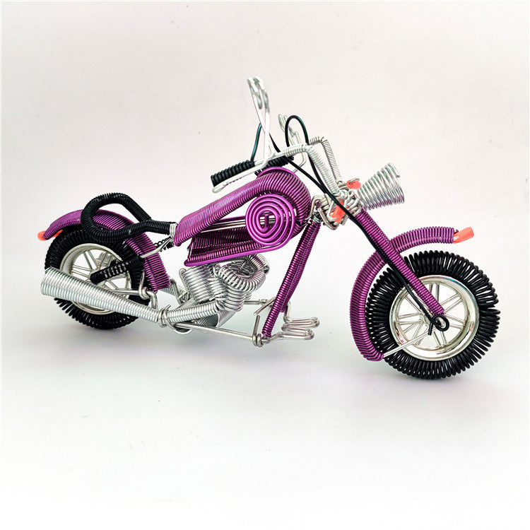 Artisan-Crafted Wire Motorcycle Model – Eye-Catching Metal Sculpture"