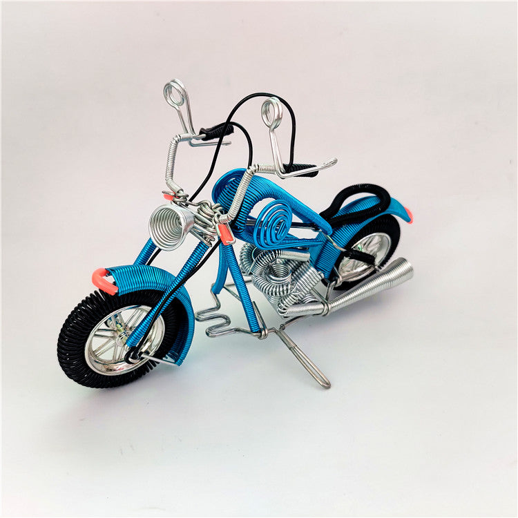 Artisan-Crafted Wire Motorcycle Model – Eye-Catching Metal Sculpture"